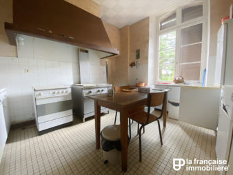 A VENDRE Maison 14 pièces Montfort-sur-Meu 262m²