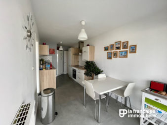 VENDU PAR L’AGENCE !  Appartement Rennes Centre Ville, Bourg l’évêque, 5 pièces de 98,03 m2, Terrasse, garage et cave