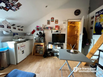 VENDU PAR L’AGENCE ! Studio à vendre – à deux pas de la place Hoche- Loué en meublé – Centre ville