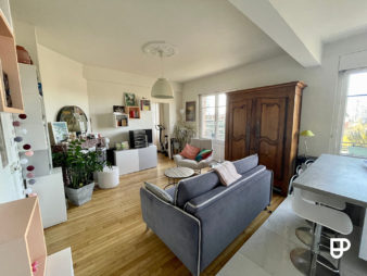 Appartement à vendre, Rennes Centre Ville – Place de Bretagne – Type 2 de 48.02 m² – étage élevé – Cave – Vue Vilaine