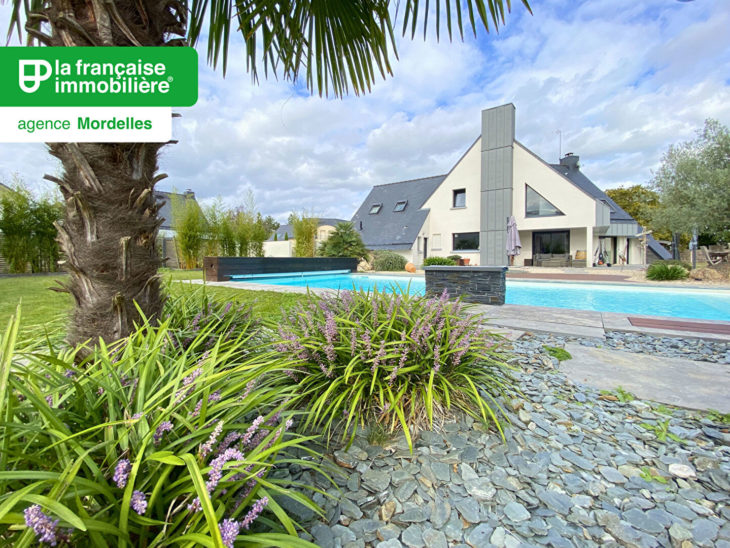 Maison à vendre à Pont Pean – 262 m² habitables et 283 m² au sol – Terrain 3200m² – 15 min de Rennes - LFI-MOR-A-14823
